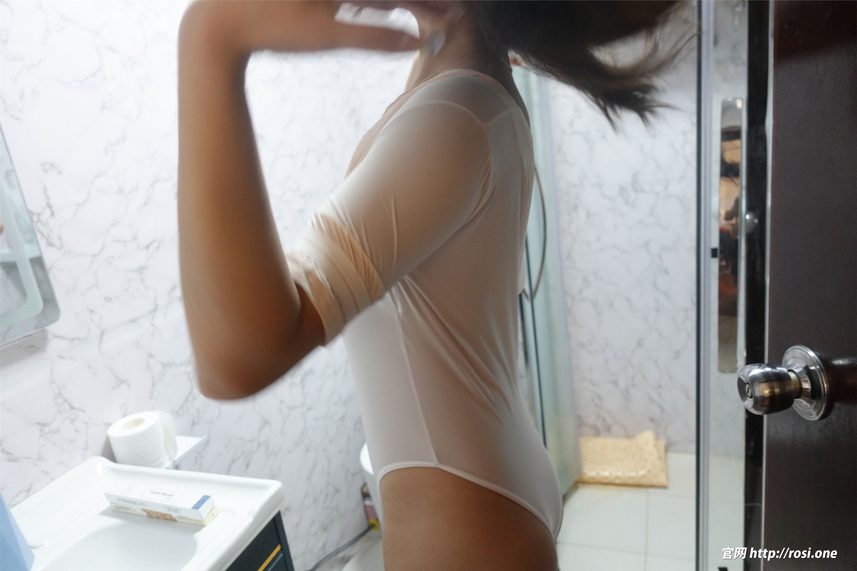 ROSI写真 2022.01.29 NO.3708